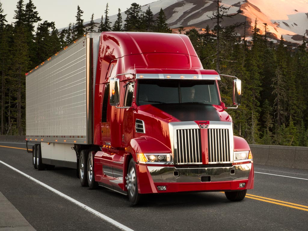 Western Star 5700xe Trailer Hauler Truck