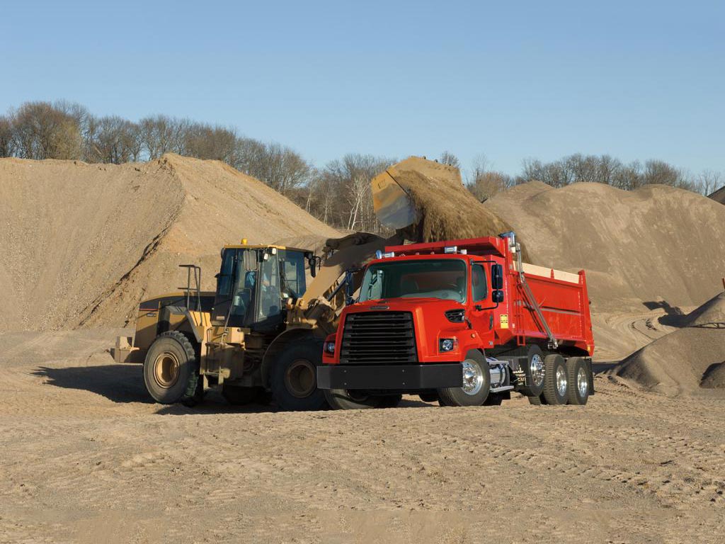 Freightliner 108SD Dump Truck