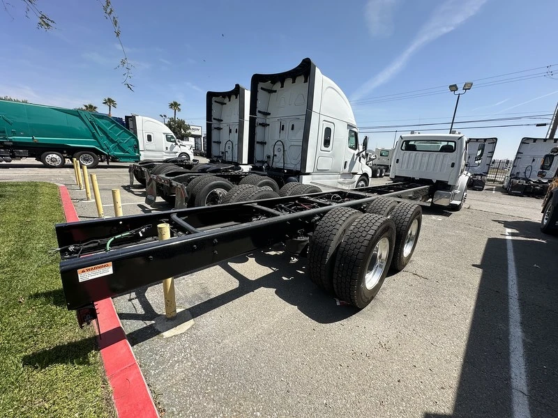 Velocity Truck Centers