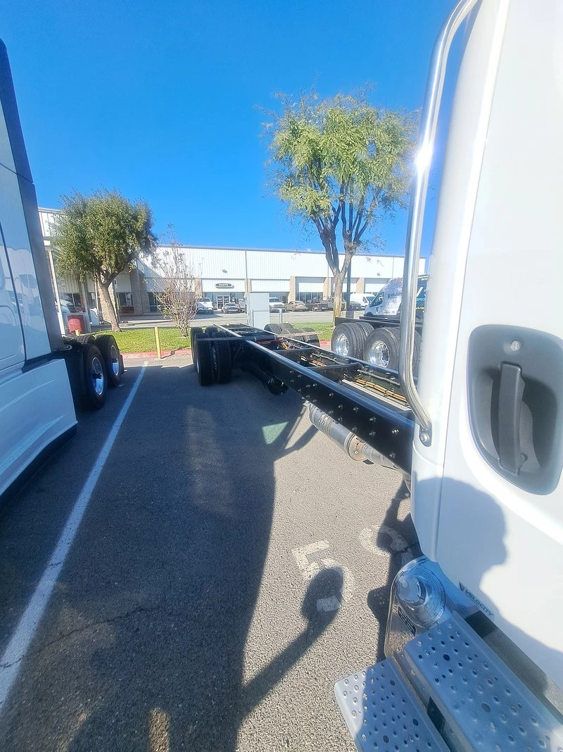 Velocity Truck Centers