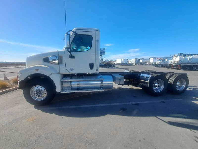 Velocity Truck Centers