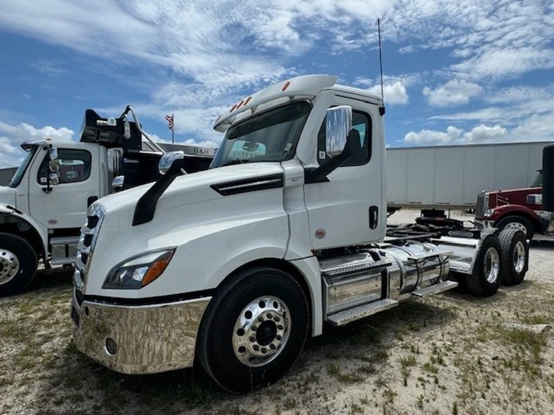 FREIGHTLINER CASCADIA 126 DAY CAB 2025 Velocity Truck Centers Tolleson AZ