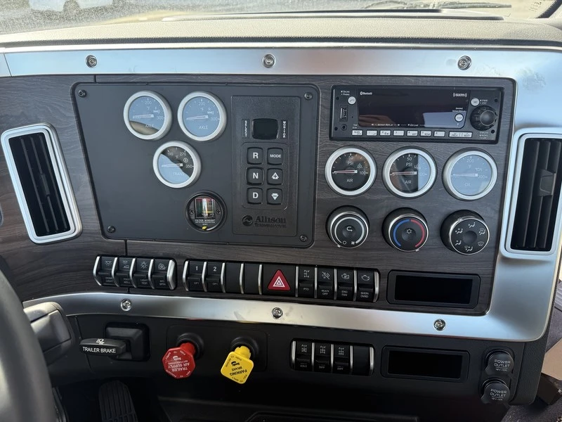 Velocity Truck Centers
