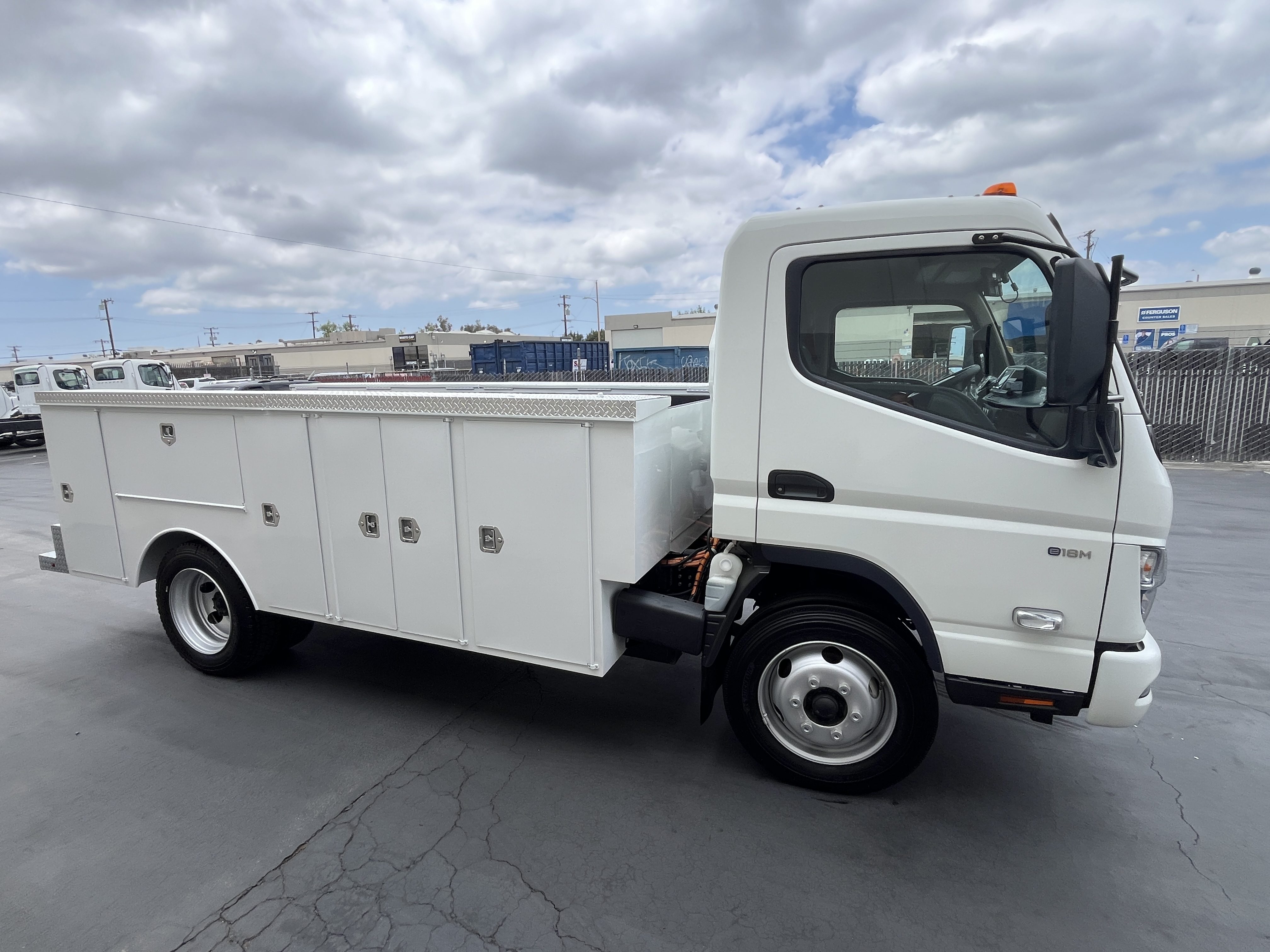 RIZON Truck Image 1