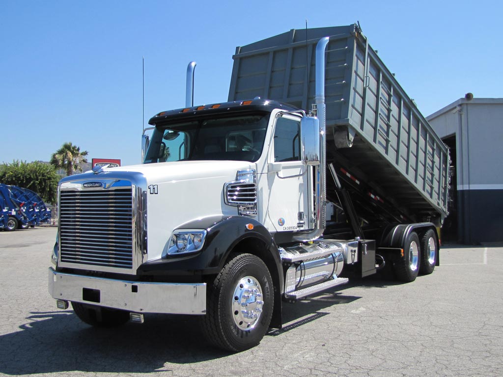 freightliner 122sd dump truck